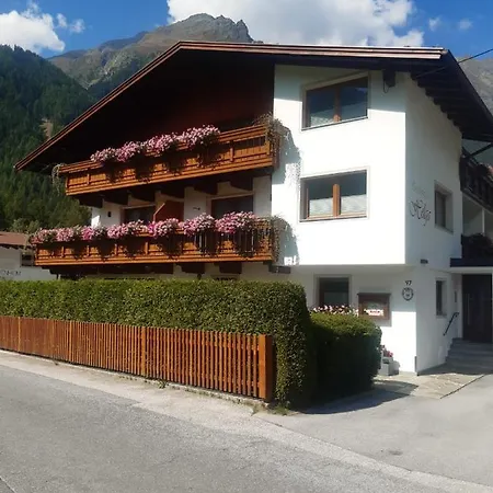 Gaestehaus Helga فندق مبيت وإفطار 3*