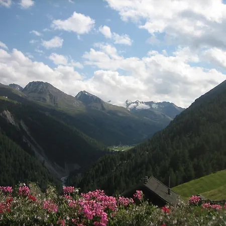 Bed & Breakfast Gaestehaus Helga 3*