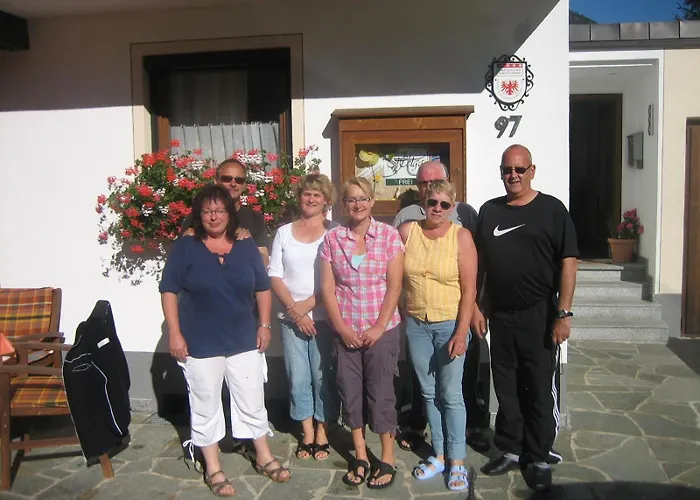 Gaestehaus Helga Bed & Breakfast 3*