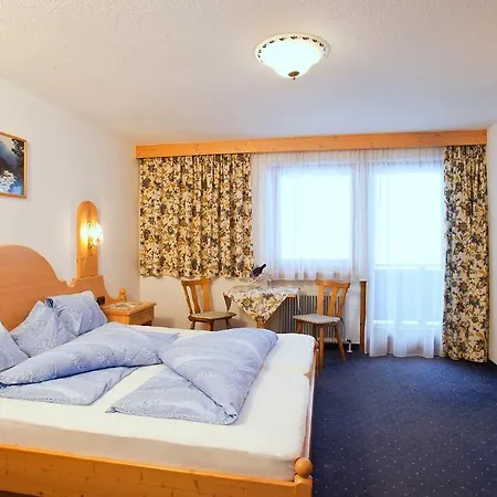 Gaestehaus Helga 3* Längenfeld