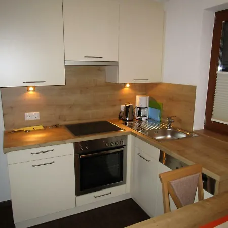 Bed & Breakfast Gastehaus Helga 3*