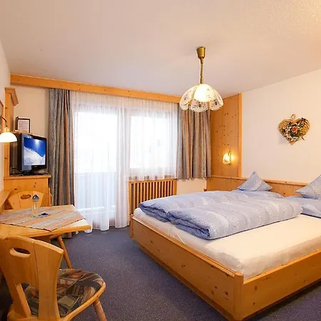 Gaestehaus Helga Bed & Breakfast